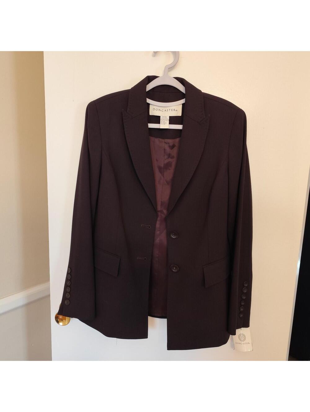 Doncaster Brown 100% Wool Blazer Jacket Notch Lapel Size 6 Two-Button Lined